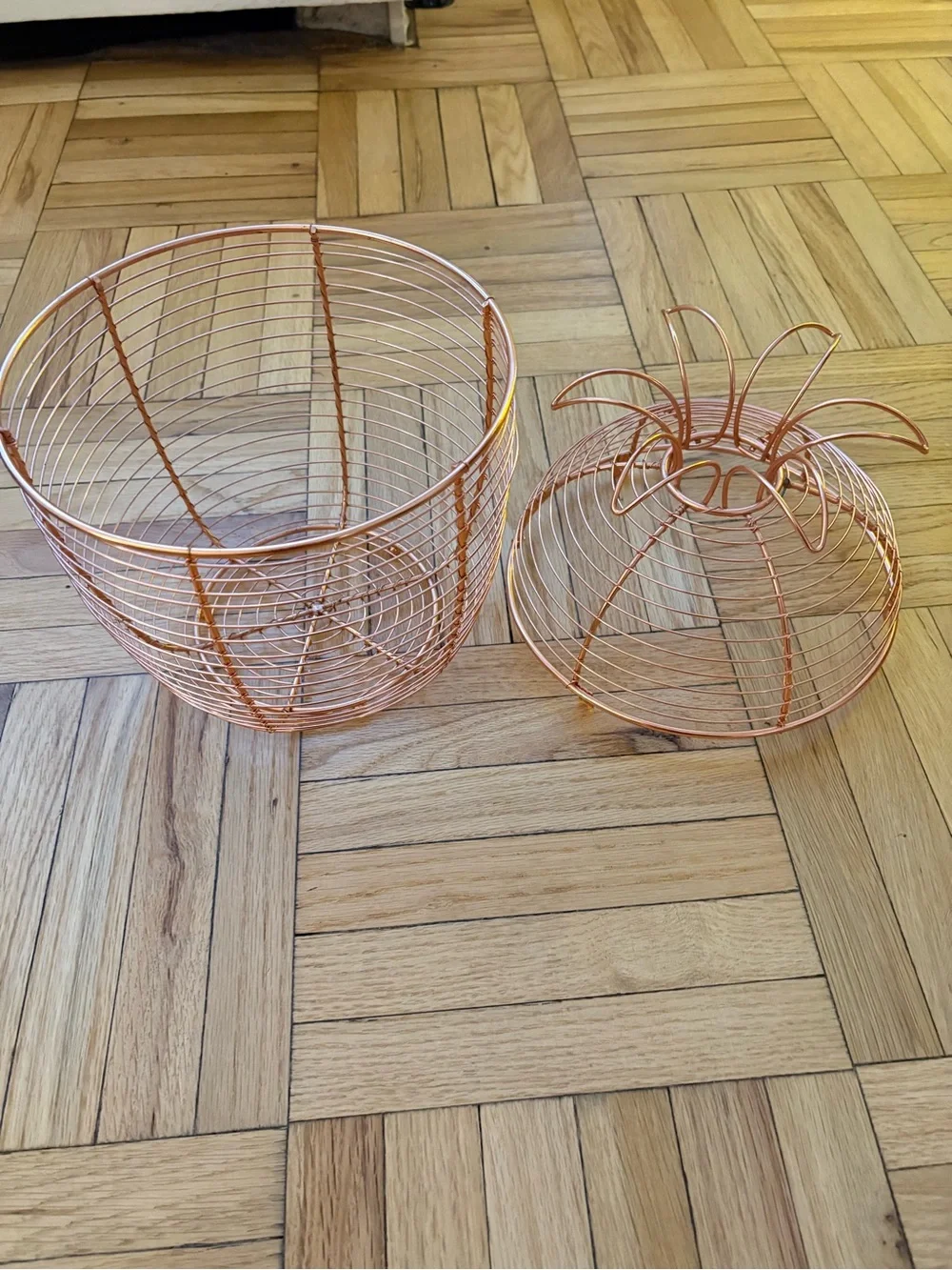 Williams Sonoma Metal Pineapple Fruit Basket Copper